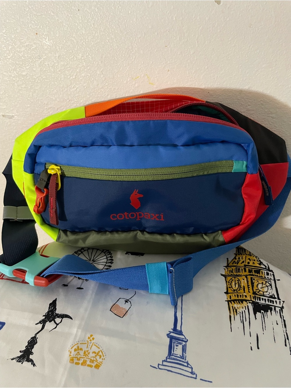 Cotopaxi Bataan 3L Fanny Pack - Del Día Blue & Red